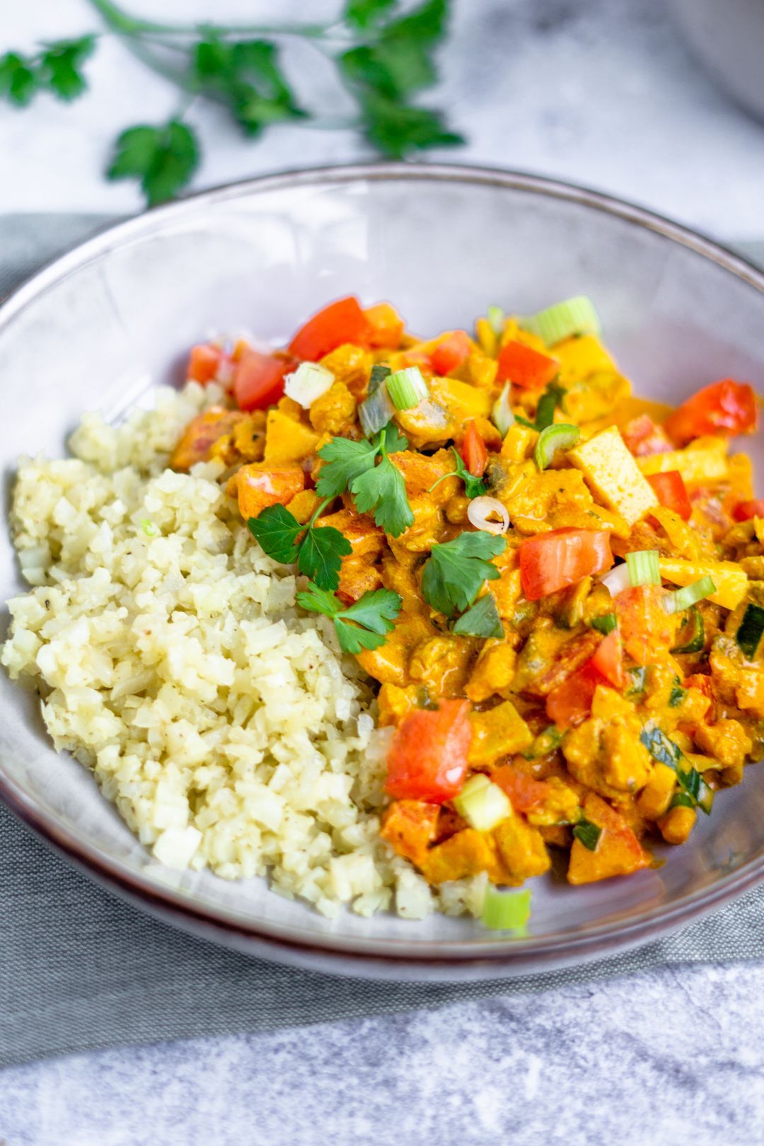 Snelle kipcurry met rijst