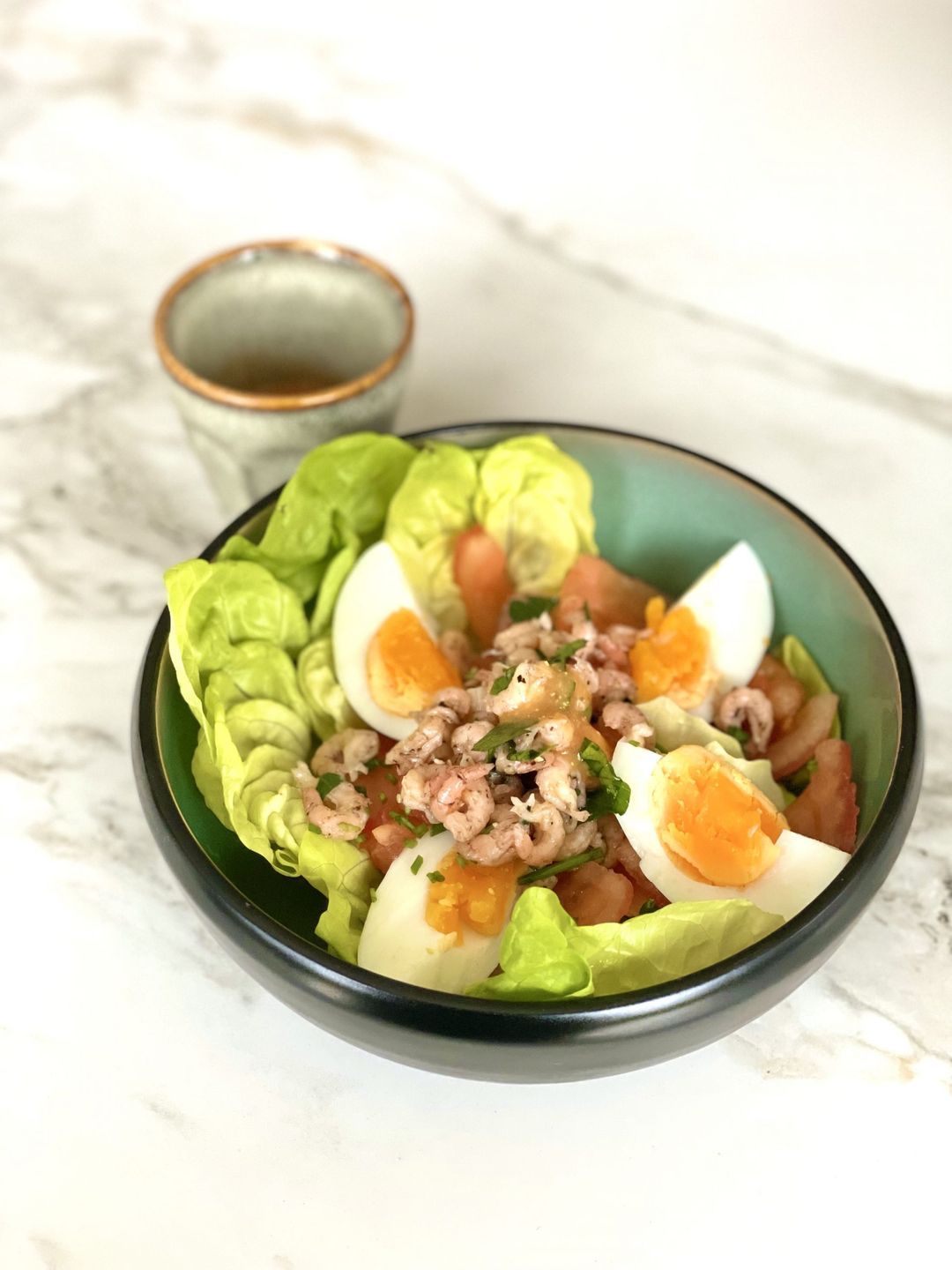 Garnaalsalade met tomatenvinaigrette