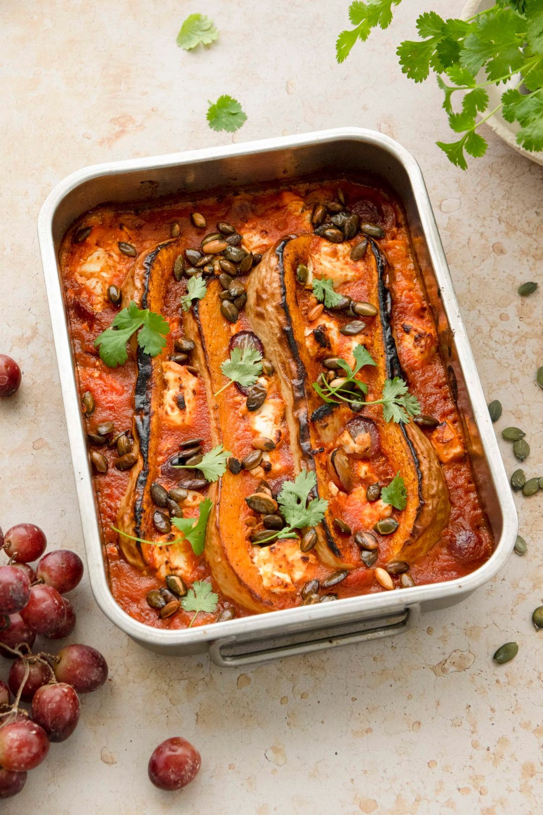 Geroosterde butternut, tomaat, druiven en feta